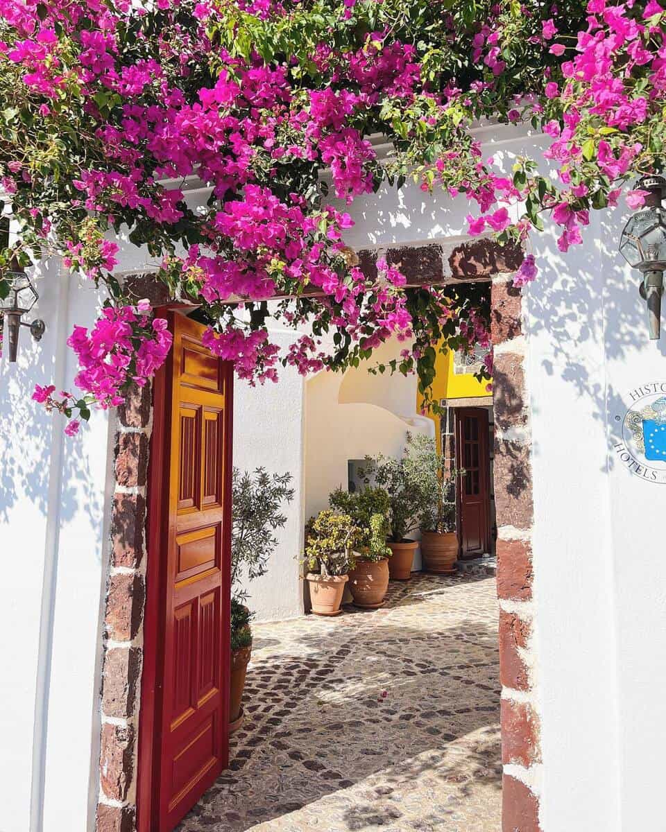 Thira Streets Thira Streets