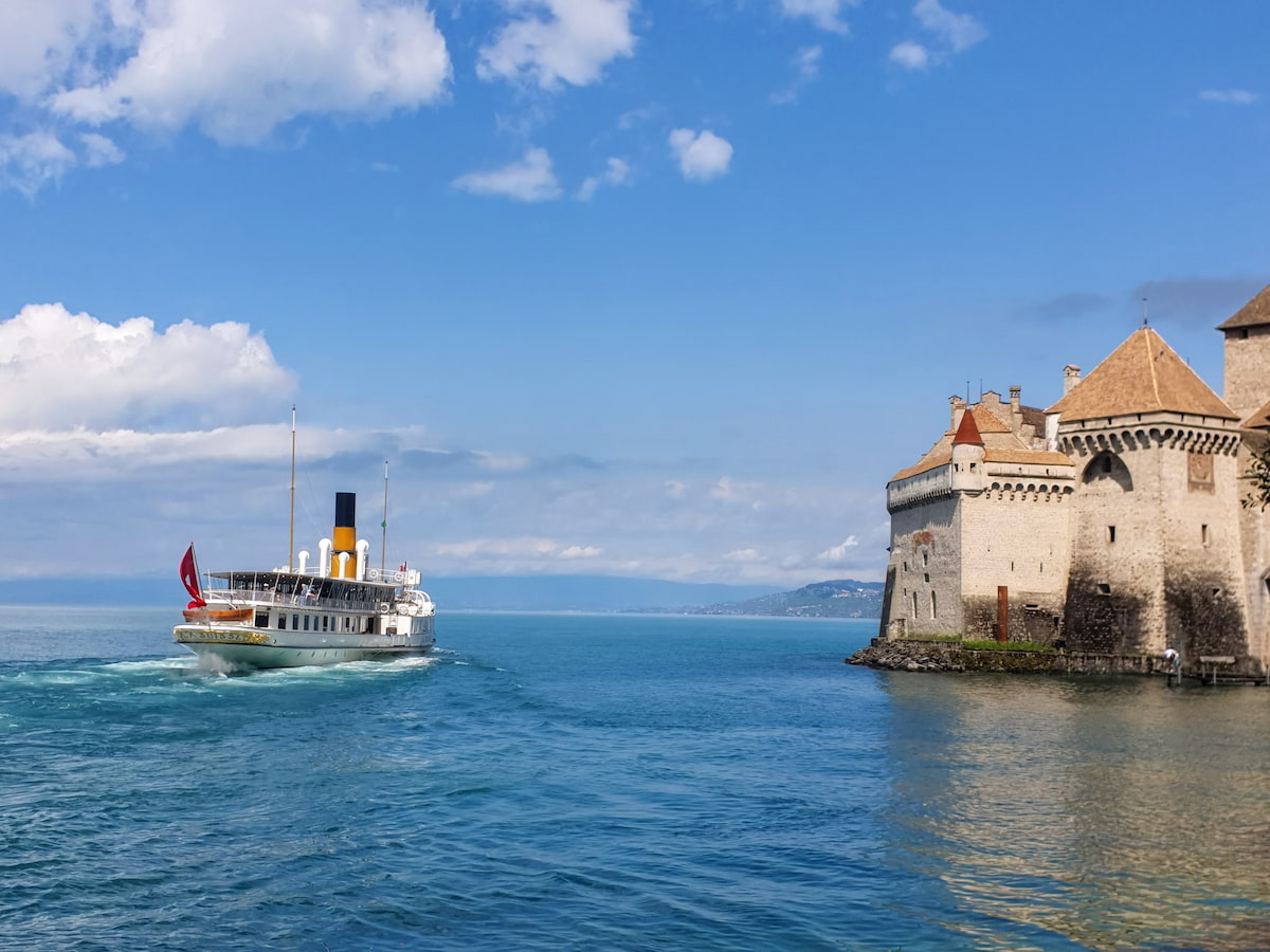Lake Geneva Cruises