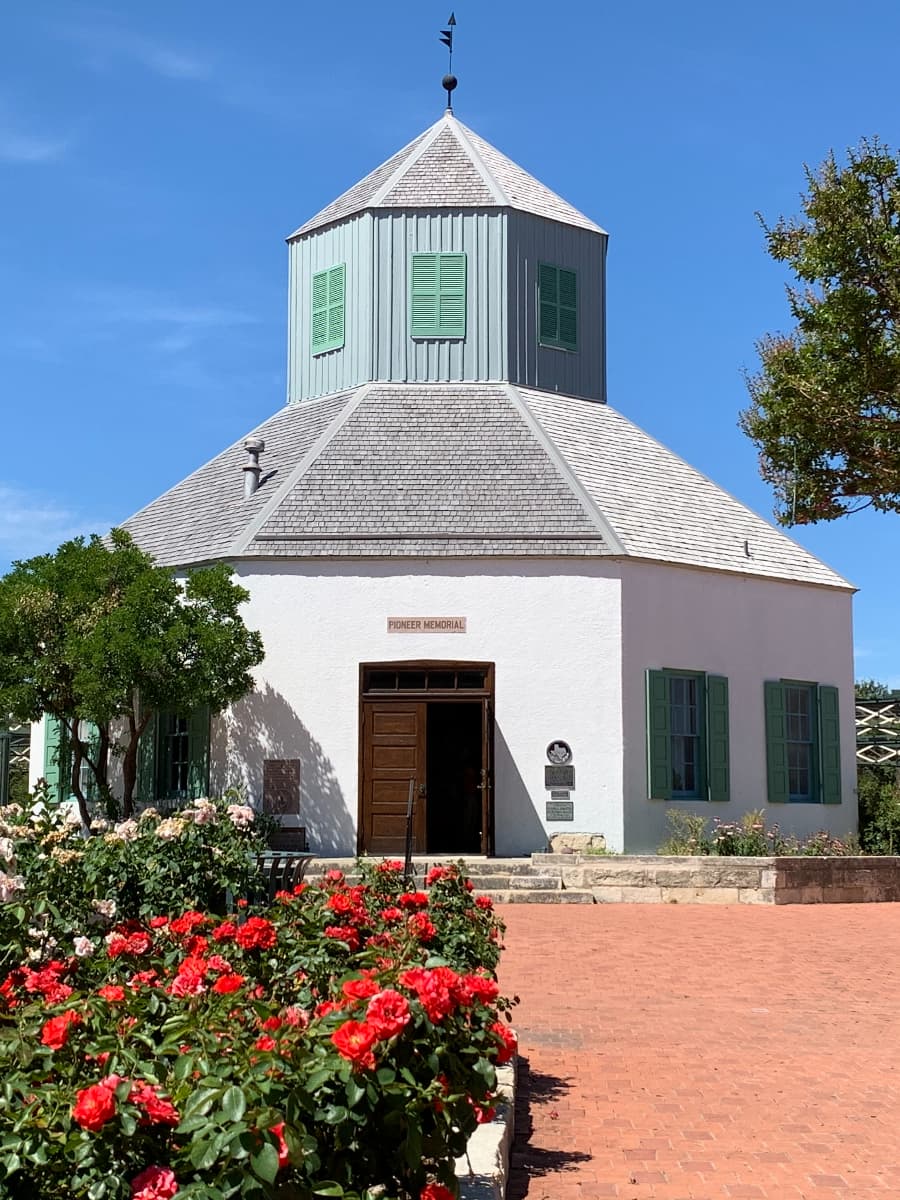 Fredericksburg, Dallas Fredericksburg, Dallas