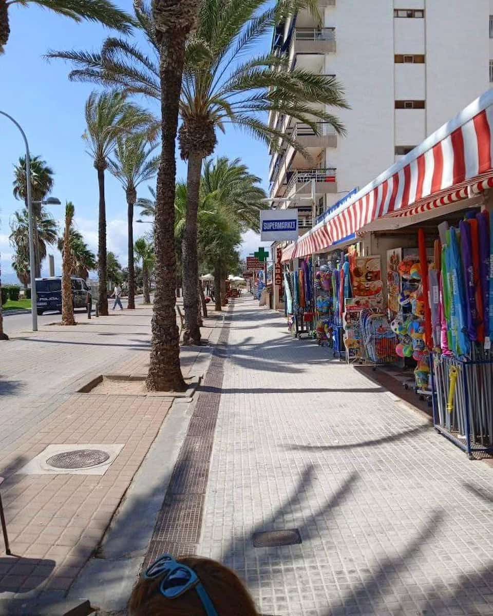Promenade Shopping