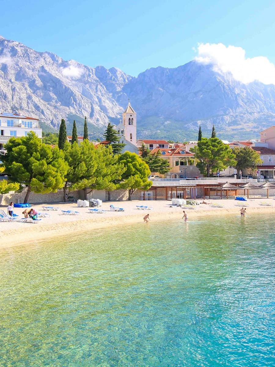 Donja Luka, Makarska