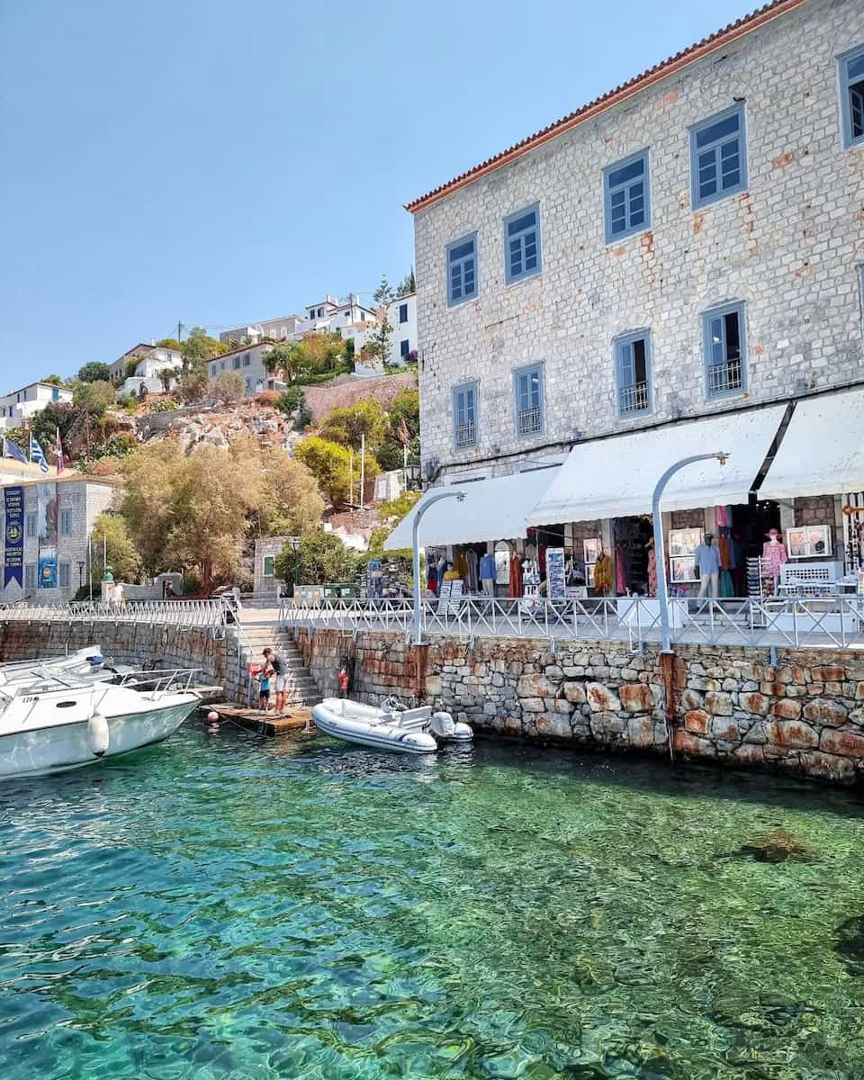 Hydra Island