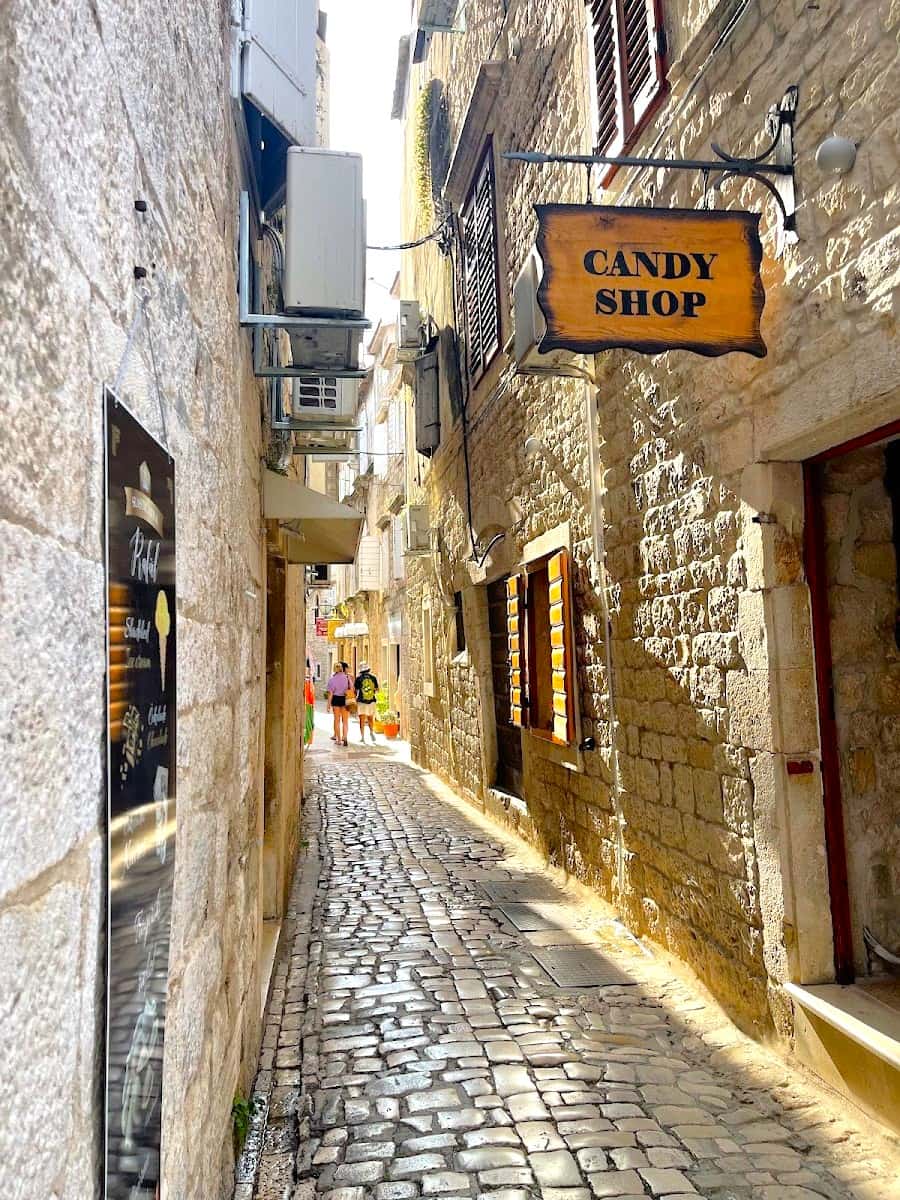Land Gate, Trogir