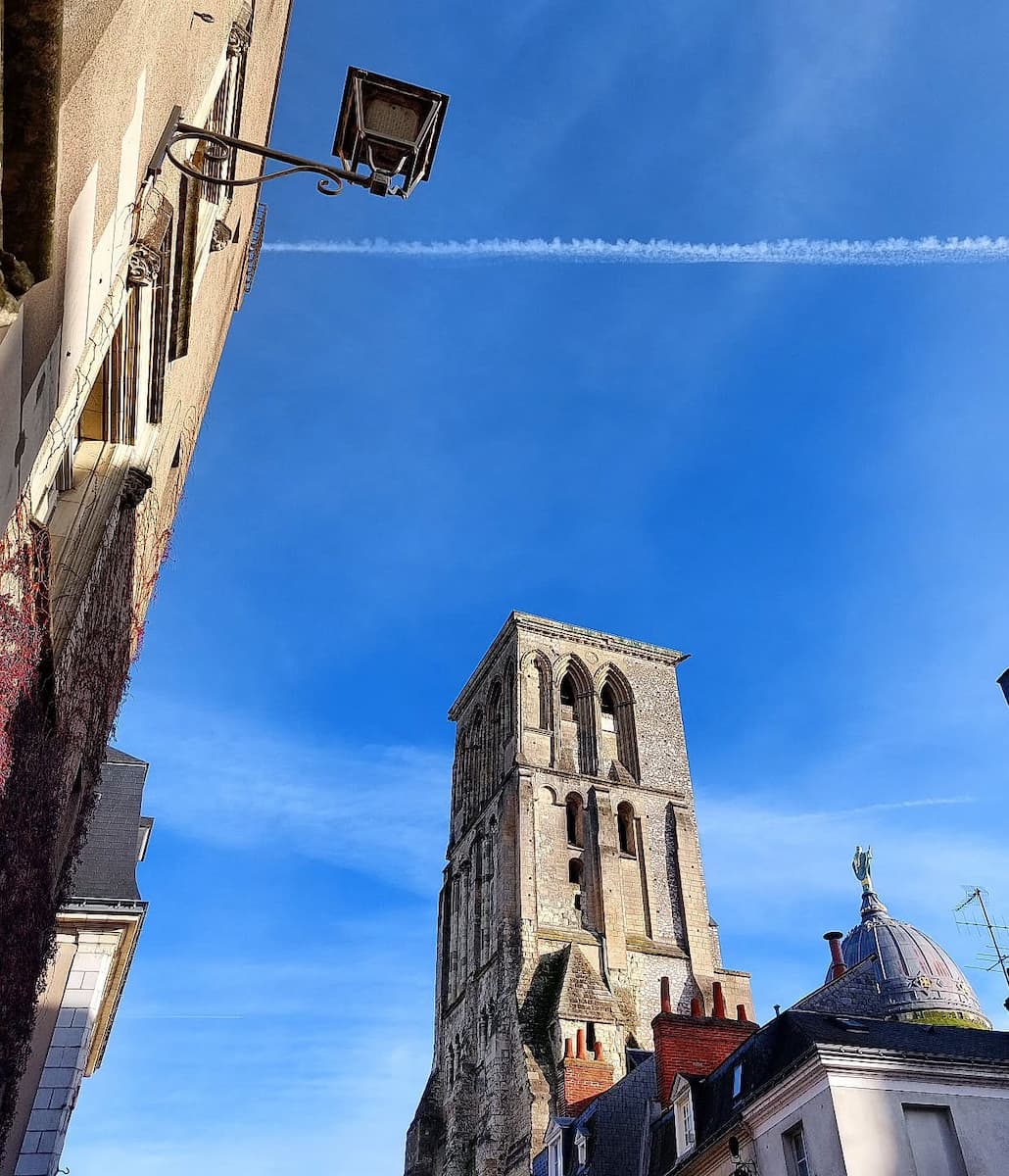 Vieux, Tours
